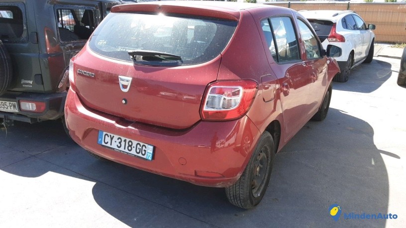 dacia-sandero-cy-318-gg-big-3