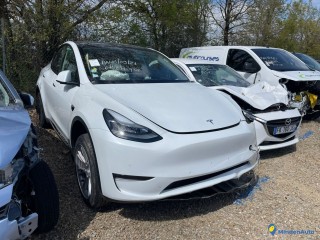 TESLA Model Y 350 AWD Long Range