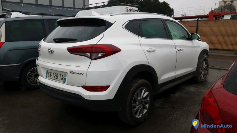 hyundai-tucson-ew-128-ta-big-1