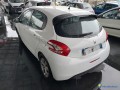 peugeot-208-14-hdi-68-active-gazole-small-0