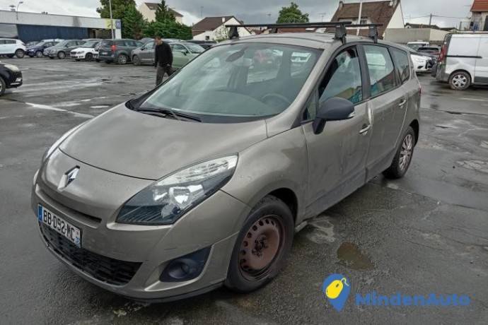 renault-grand-scenic-15-dci-105-cv-7-places-ref-66866-big-0