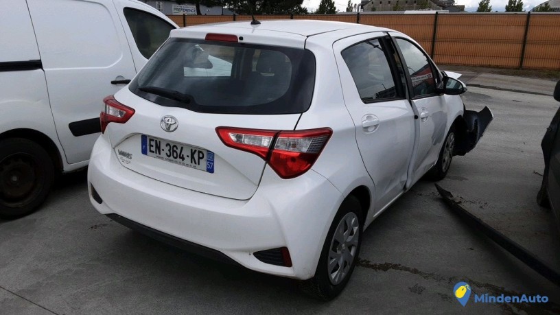 toyota-yaris-en-364-kp-big-1