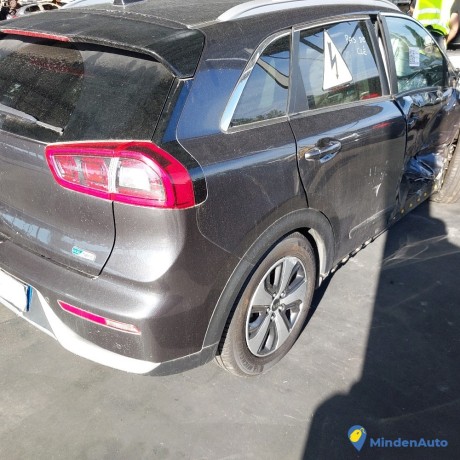 kia-niro-hybrid-16-gdi-141-dct6-essence-electrique-non-rechargeable-big-2