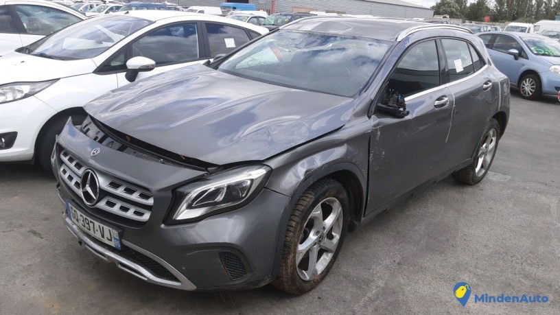 mercedes-classe-gla-gq-397-vj-big-0