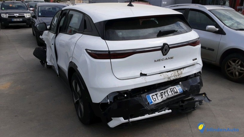 renault-megane-e-tech-electric-gt-611-rq-big-2