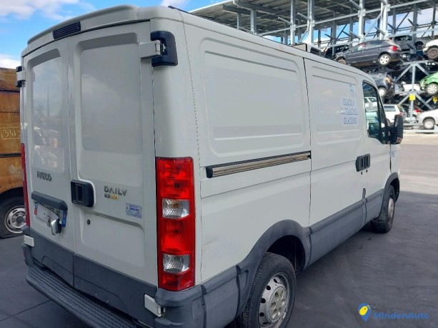 iveco-29l10-frigo-gazole-big-1