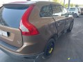 volvo-xc60-24d-175-summum-gazole-small-3