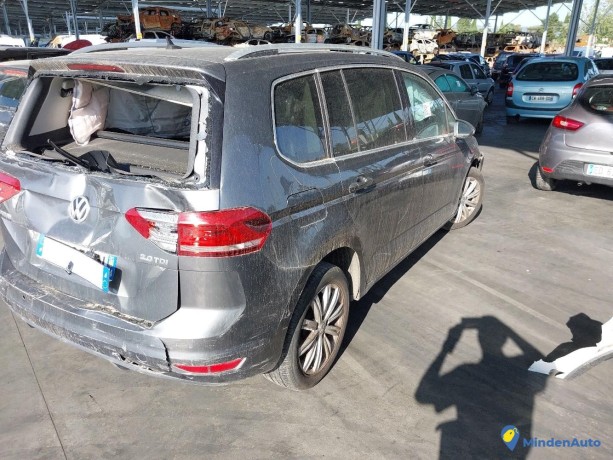 volkswagen-touran-20-tdi-150-dkg-7p-gazole-big-3