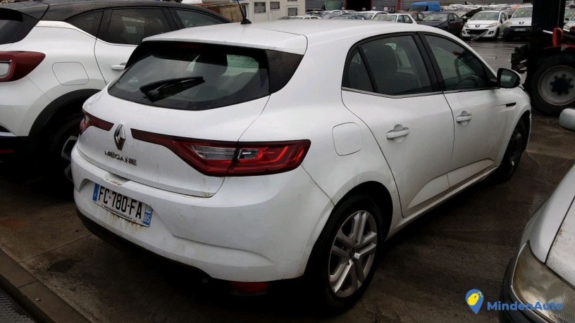 renault-megane-fc-780-fa-big-3