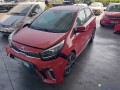 kia-picanto-12-84-gt-line-essence-small-2