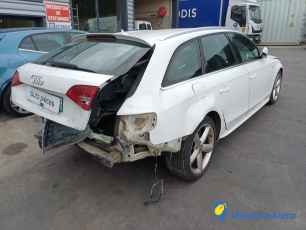 audi-a4-3-avant-phase-1-break-big-3