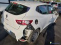 renault-clio-iv-2-15dci-75-gazole-small-1