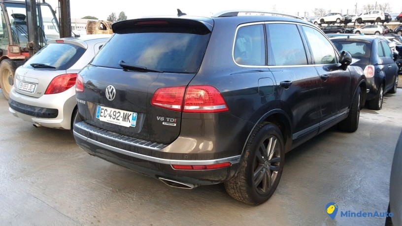 volkswagen-touareg-ec-492-mk-big-0