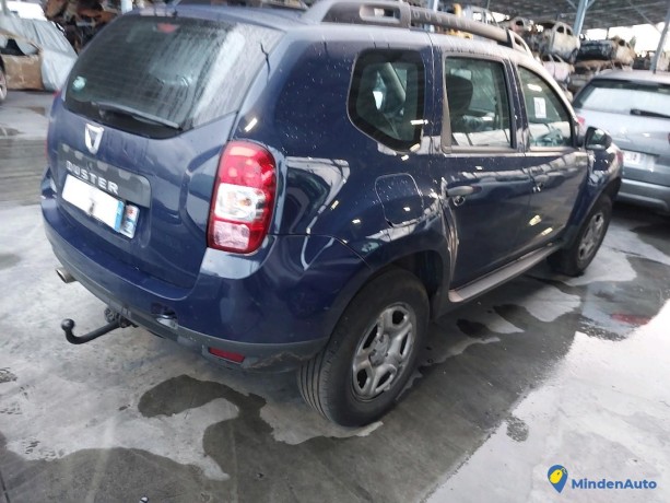 dacia-duster-2-16i-115-silver-li-essence-big-1