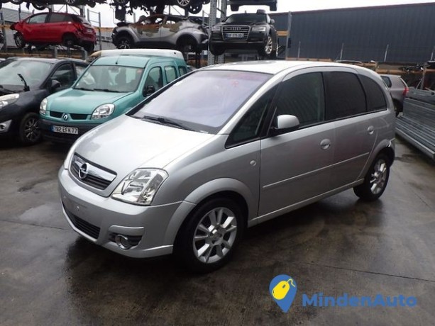 opel-meriva-cosmo-18-big-0