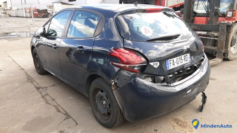 peugeot-208-fa-015-rd-big-2