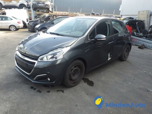 peugeot-208-16-active-bluehdi-75-stop-start-big-0