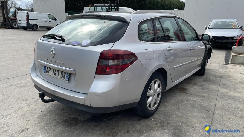 renault-laguna-iii-estate-15dci-110-big-3