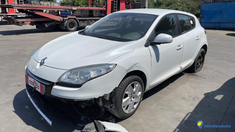 renault-megane-iii-15dci-110-big-3