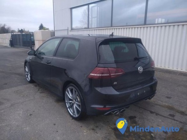 volkswagen-golf-vii-r-20l-16v-tsi-4-motion-221-big-2