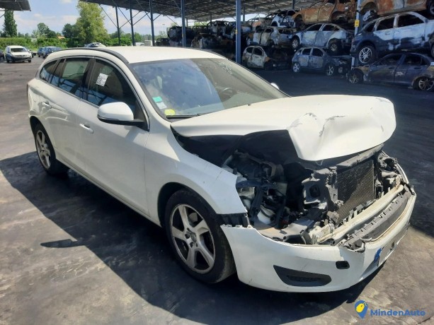 volvo-v60-d3-fap-163-geartronic-momentum-ref-322108-big-2