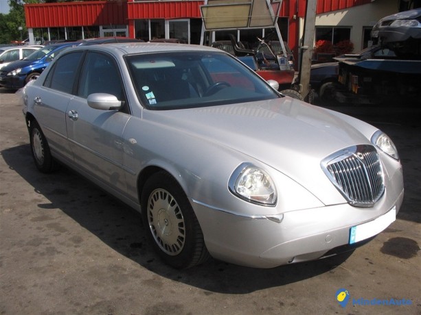 lancia-thesis-24-n3892-big-1