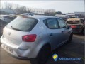 seat-ibiza-lim-12-70cv-51kw-small-3