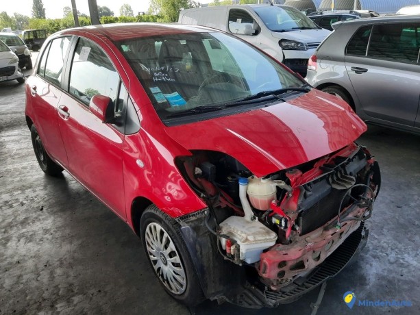 toyota-yaris-ii-14-d4d-90-confort-ref-322554-big-3