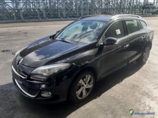 RENAULT MEGANE III 1.5 DCI 110 ESTATE EDC Réf : 325932