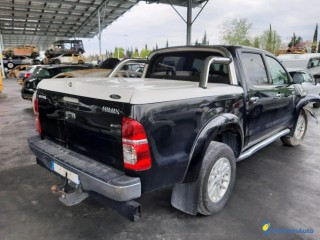 TOYOTA HILUX 3.0 D-4D 4X4 LEGENDE Réf : 320262