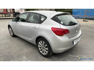 OPEL ASTRA J PHASE 1 Référence du véhicule	11808070