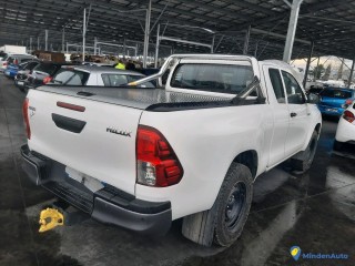 TOYOTA HILUX 2.4 D-4D 150 X-TRA LECAP 4WD Réf : 313623