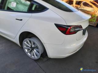 TESLA MODEL 3 STANDARD PLUS RWD