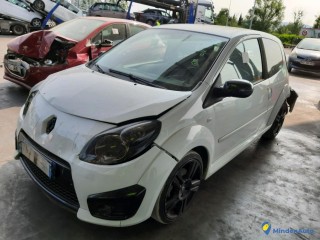 RENAULT TWINGO II RS 1.6 - 133 Réf : 324797