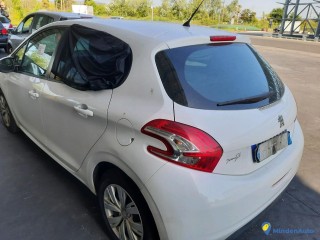 PEUGEOT 208 1.4 HDI 68 Réf : 328801