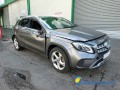 mercedes-benz-gla-180-d-bva-small-1