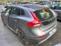 volvo-v40-cross-country-20-d2-120-xenium-ref-332774-small-0