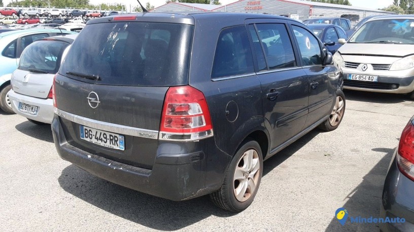 opel-zafira-bg-449-rr-big-3