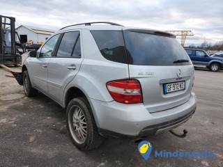 Mercedes-Benz ML 280 3L CDI 190 BLUETEC 4 MATIC 7G-TRON