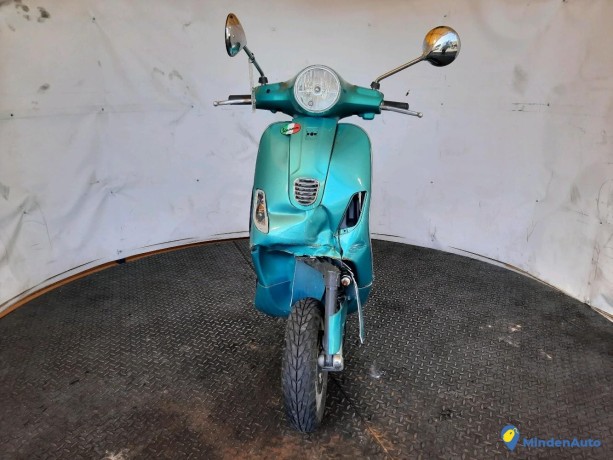 piaggio-lxv-125-ie-vie-della-m-essence-n331853-big-2