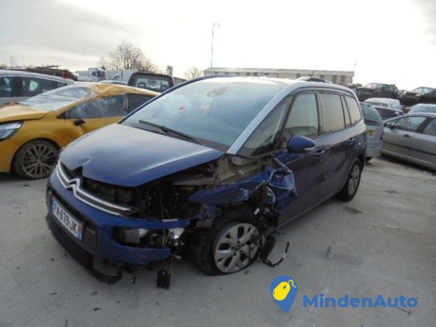 citroen-c4-picasso-16-bluehdi-120-fa679-big-2