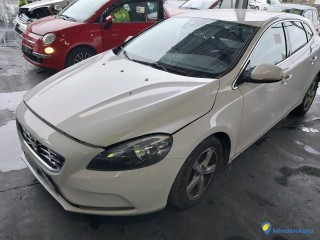 VOLVO V40 D2 115 Réf : 335753