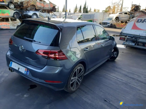 volkswagen-golf-vii-gte-14-tsi-204-dsg6-essence-electrique-rechargeable-336193-geable-big-2