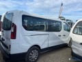 renault-trafic-iii-16-dci-125-9-places-small-1