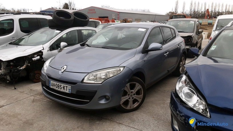 renault-megane-ah-085-kt-big-0