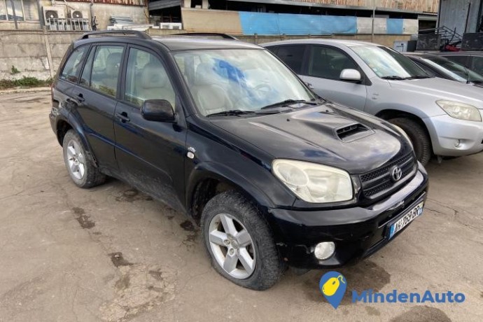 toyota-rav4-115cv-d-4d-62663-big-2