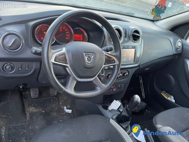 dacia-sandero-stepway-09l-90ch-endommage-carte-grise-ok-big-4