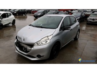 PEUGEOT 208  DJ-484-TQ