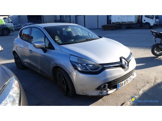 RENAULT CLIO  DA-670-TS