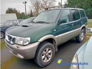 Nissan Terrano 2,7 TDi Extérieur